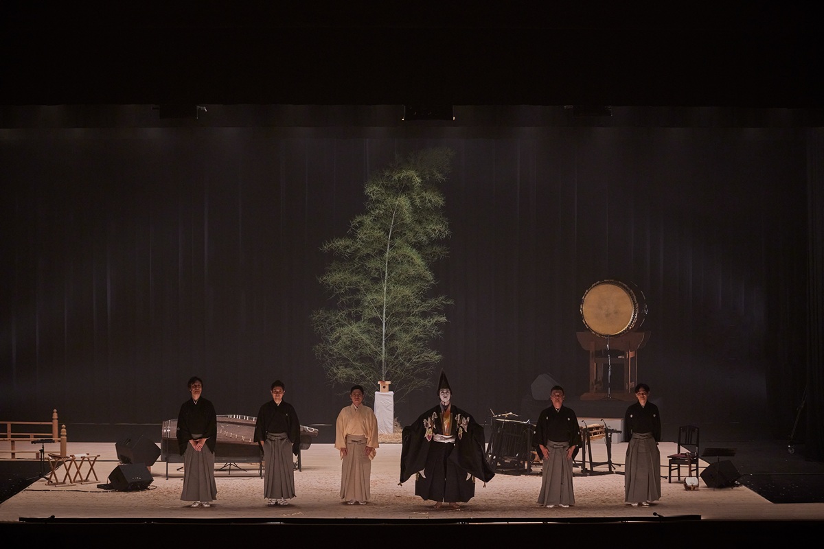 映画「国宝」で幾度目かのブームが到来中の歌舞伎の世界を、「女形」として艶やかに盛り上げる。さらに脚本から踊りの振り付けまでを手掛ける「プロデューサー兼演者」として、視線は国内から遠く海外まで飛翔の画像7