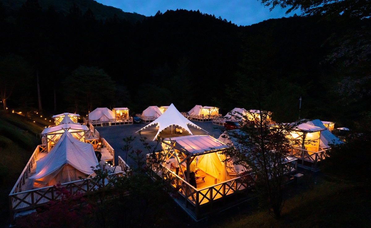 リゾートバイトのマッチングサービス「ダイブ」と、グランピング施設やホテル経営の二本柱で、未曾有のインバウンドブームに沸く観光・宿泊業を支える「株式会社ダイブ」。そのミッションとバリューに迫るの画像2